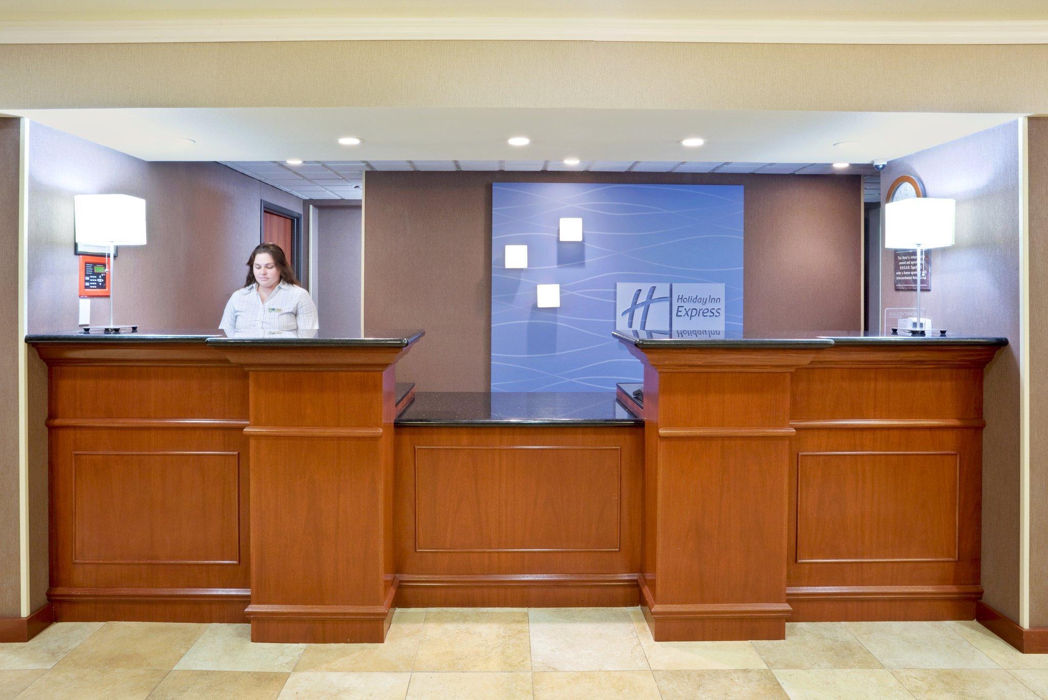 Hampton Inn & Suites Tigard Extérieur photo